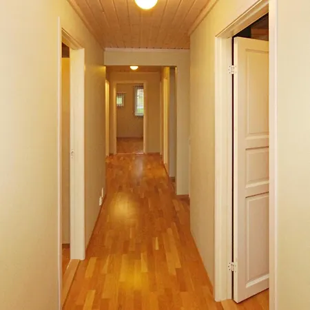 12 Person In Ferienhaus *